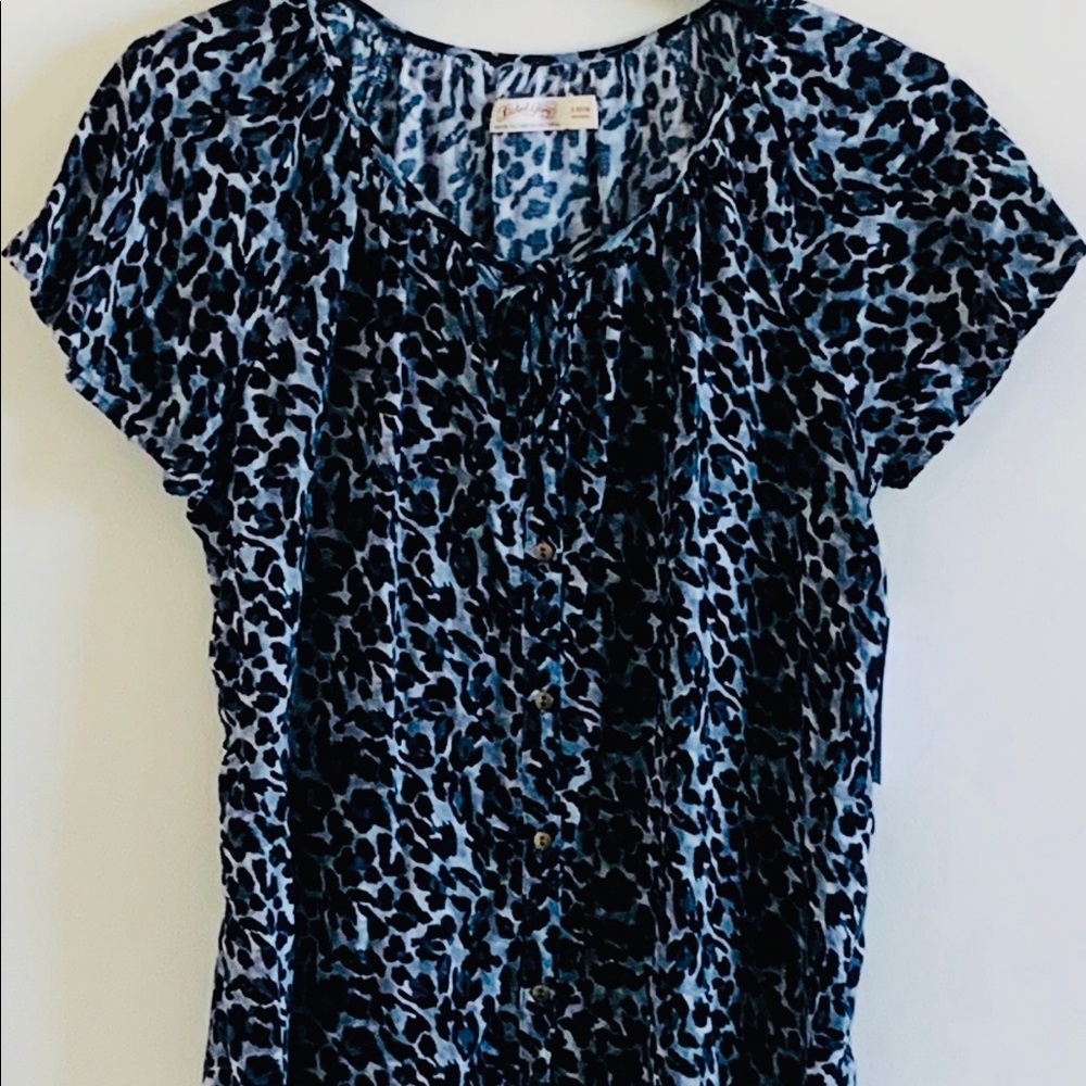 Faded Glory Leopard Print Top